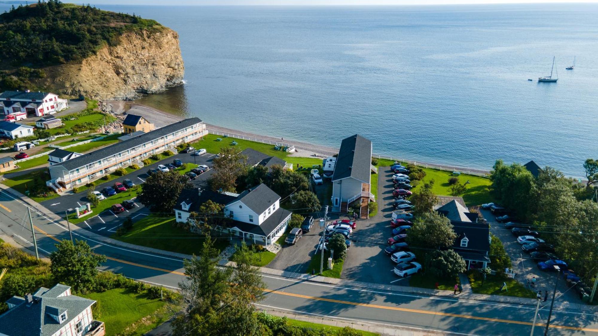 Hotel Les Trois Soeurs Perce Dış mekan fotoğraf