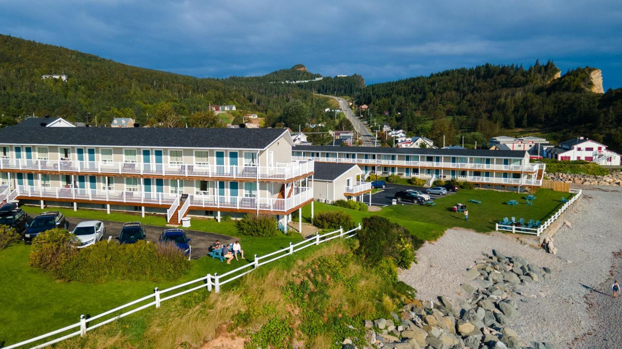 Hotel Les Trois Soeurs Perce Dış mekan fotoğraf