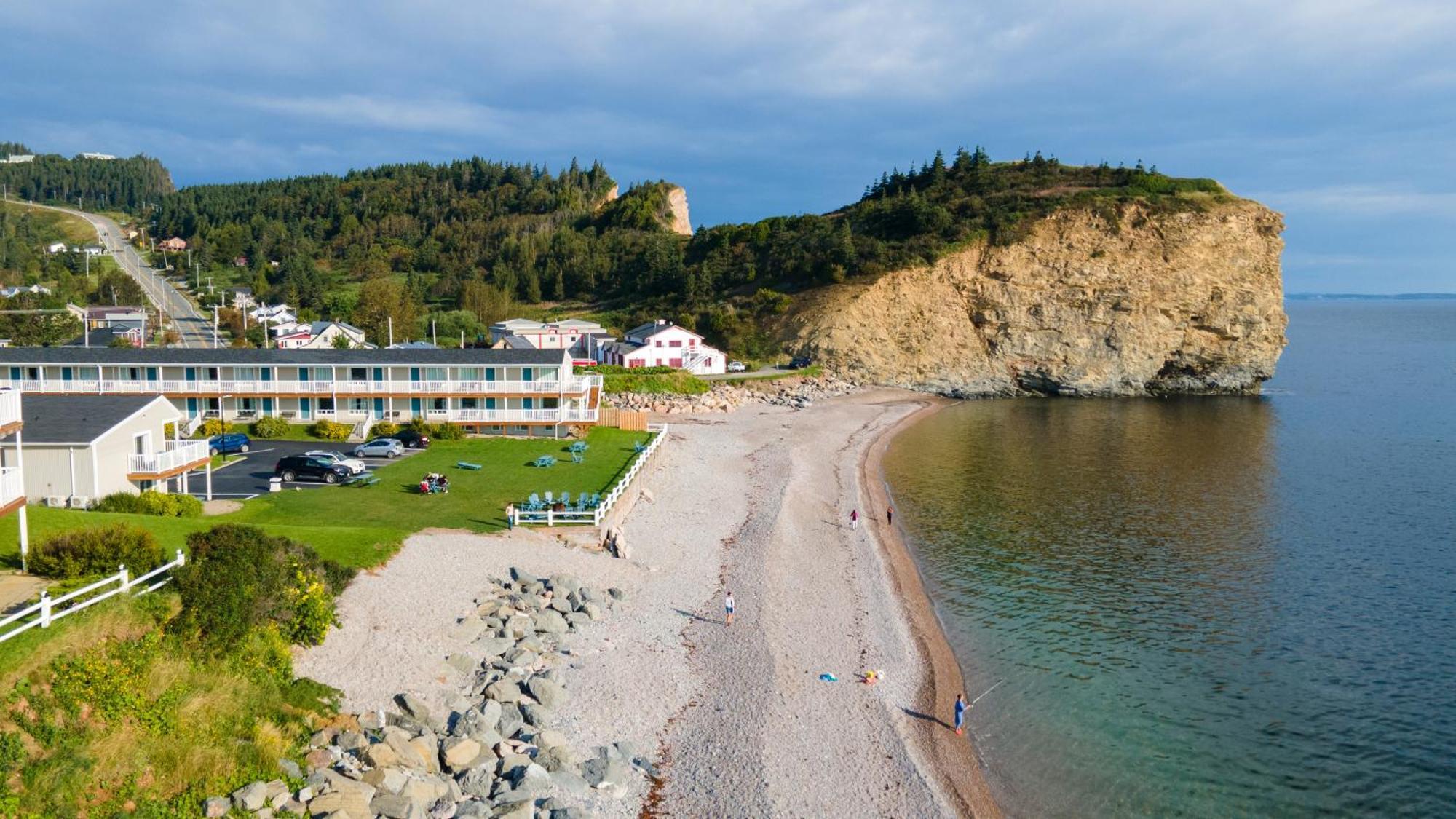 Hotel Les Trois Soeurs Perce Dış mekan fotoğraf